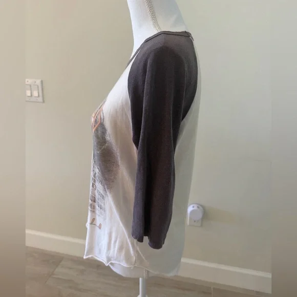 Def Leppard Graphic Raglan Long Sleeve T-Shirt - Picture 6 of 8